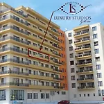 Summerland Luxury By The Sea