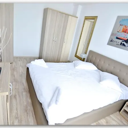 Summerland Luxury By The Sea * Mamaia